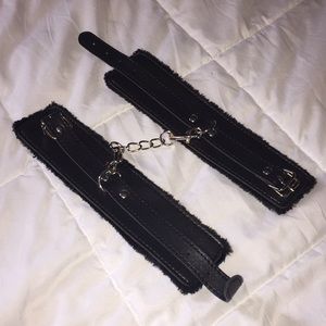 Furry handcuffs